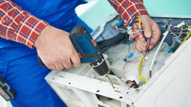 Beylikdüzü Maytag Maytag çamaşır makinesi kart tamiri – Su almama arızası orijinal parça ile giderildi. - Teknik servis örneği